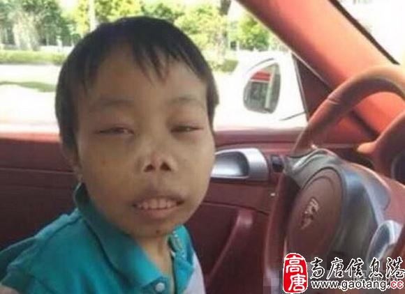 yy外星人抱得美人归到底什么来头 龅牙丑男陈