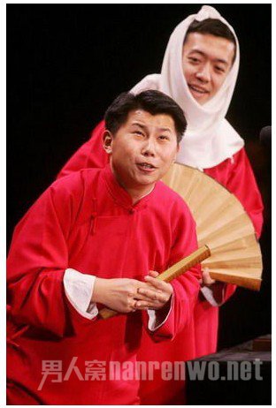 李菁何云伟退社隐情曝光 师傅郭德纲分配不均