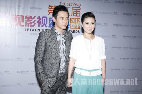 赵丽颖罗晋结婚照曝光 罗晋正牌女友竟然是赵