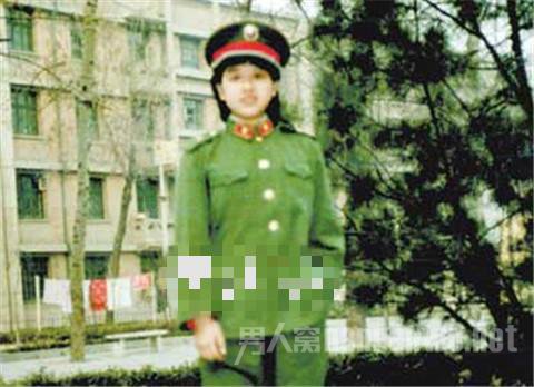 韩红同性恋情曝光 韩红曾遭男人伤害开始喜欢