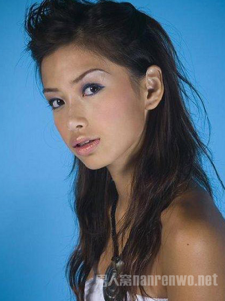 angelababy素颜酷似凤姐 女星卸妆似成路人惊