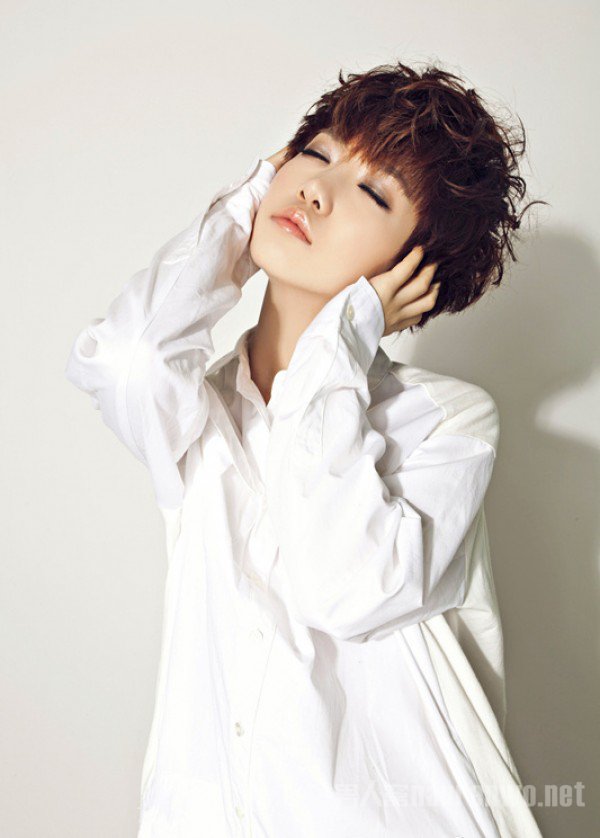 洪辰陪欧弟睡的照片曝光 洪辰靠陪欧弟睡觉进