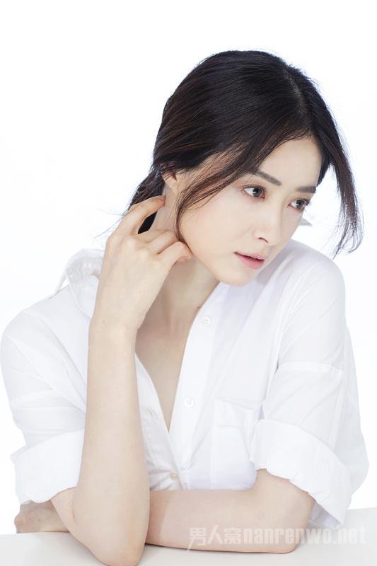 蒋欣微博怒斥群演曝照 否认芈月客串一说 - 高唐信息港