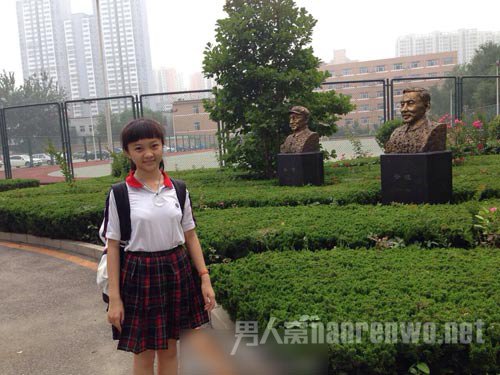 林妙可家庭背景曝光 出生北京红军世家