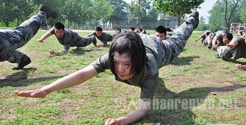 爆手吓跑相亲男 狙击枪擒拿样样精通 - 高唐信