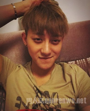 黄子韬微博关注清零吓坏众粉 回应:想重新开始