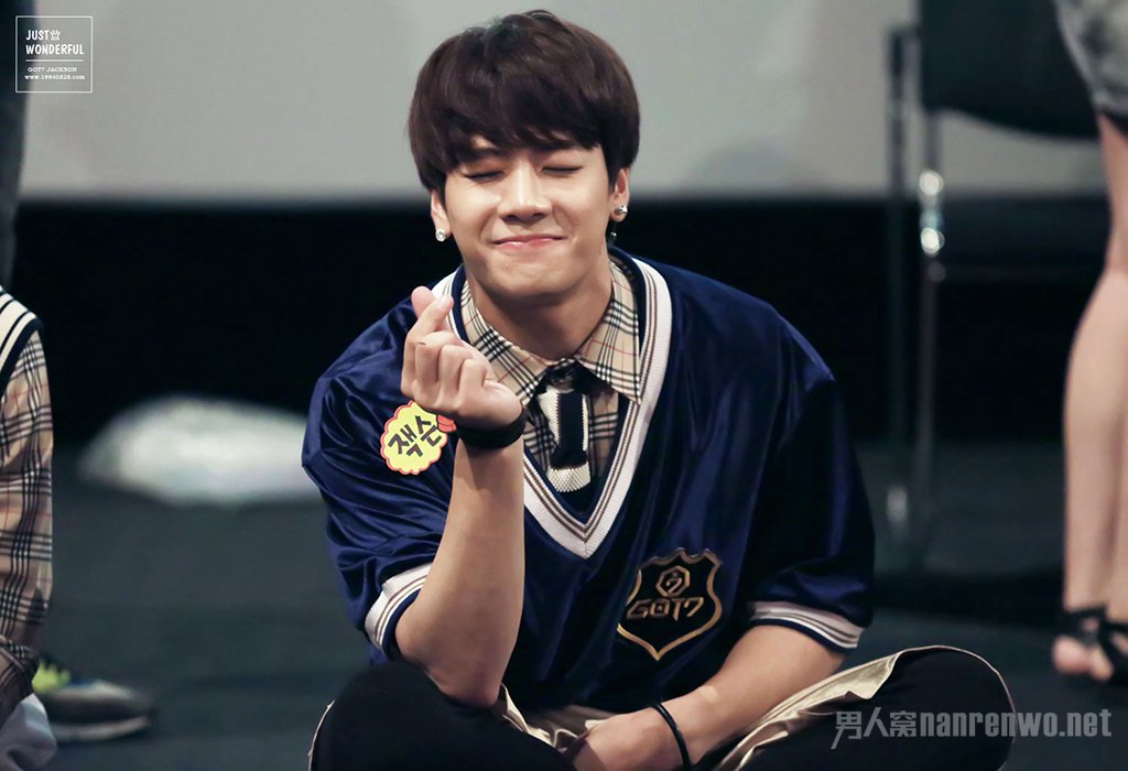 got7王嘉尔解约系传闻 王嘉尔自曝与组成成员