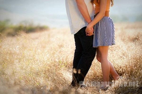 男人爱你的真心表现有哪些 如何试探男人对你